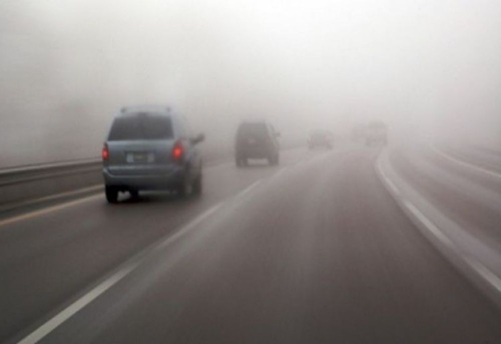 Depunere de polei pe mai mai multe artere rutiere din judeţele Brăila, Ialomiţa, Călăraşi şi Constanţa 