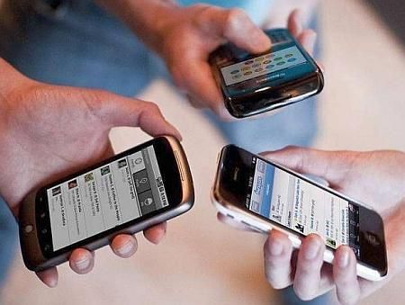 Gălățean prins la Măstăcani cu electronice contrafăcute