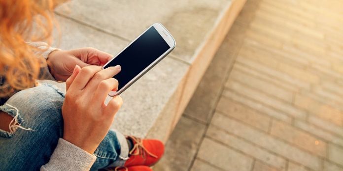 Hărțuită pe o aplicație de telefon