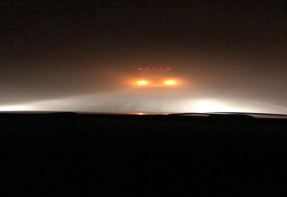 Mii de brăileni și gălățeni au rămas fără curent electric din cauza vântului puternic