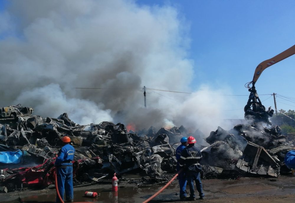 Incendiu în Combinat