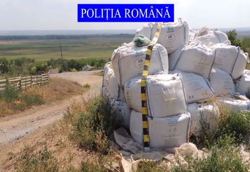 IPJ Galați - 35.000 de kilograme de azotat de amoniu depozitat impropriu