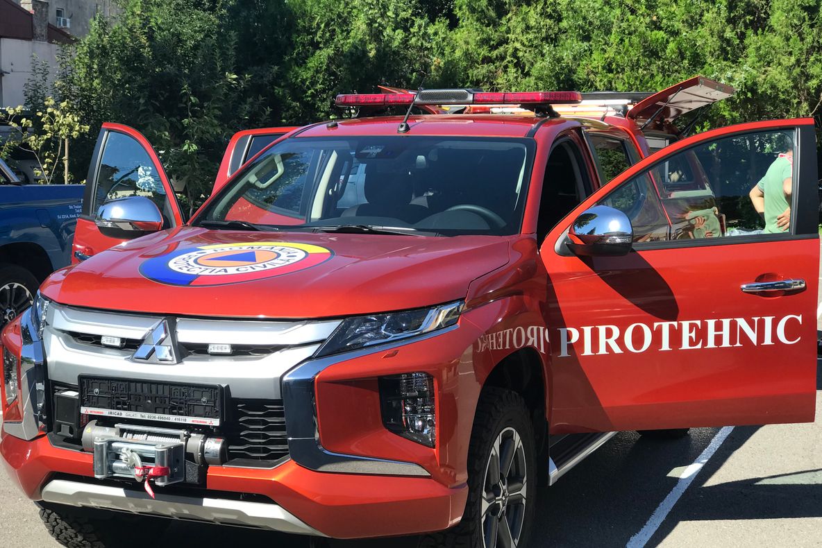 O nouă mașină de intervenție pirotehnică a intrat în dotarea ISU Galați