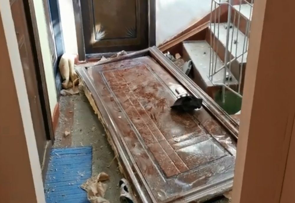 Explozie la un bloc din Galați