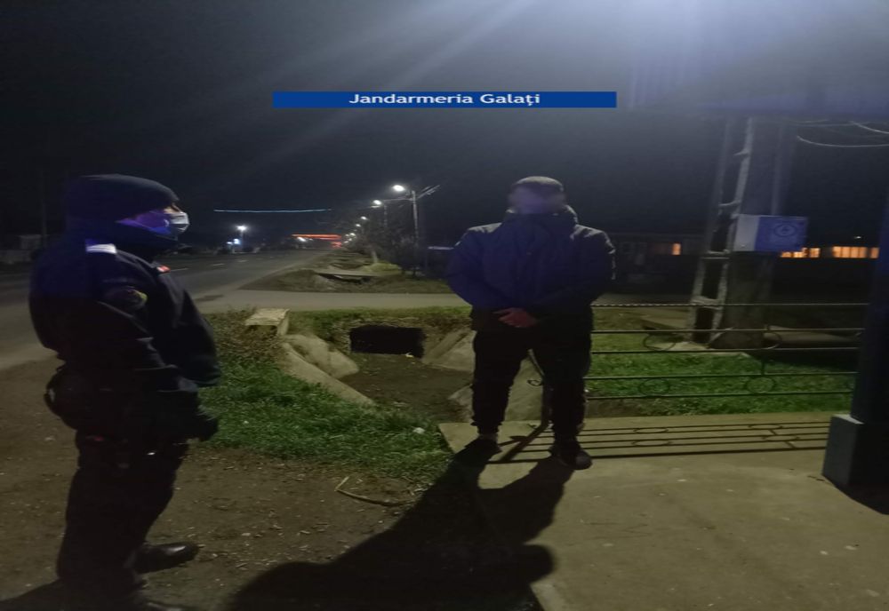 A ieșit din carantină să-și viziteze doi prieteni