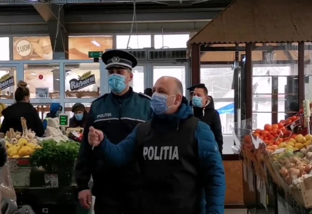 Polițiștii gălățeni au aplicat ieri 126 sancțiuni contravenționale, în valoare de 13 000 de lei, pentru nerespectarea prevederilor Legii nr. 55/2020