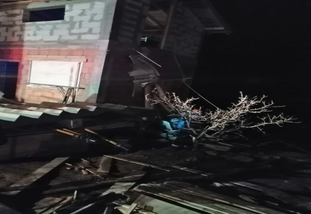 Strivit de scara exterioară a locuinței