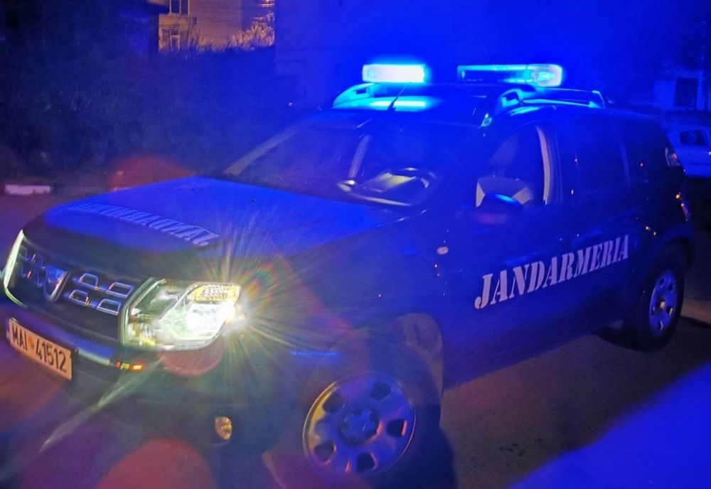 Amendat de jandarmi pentru muzica care ieșea din boxe la ora 1 noaptea