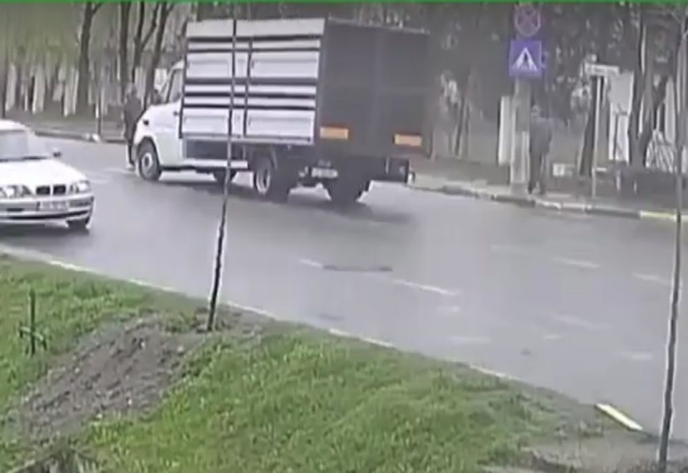 Accidentată pe trecerea de pietoni