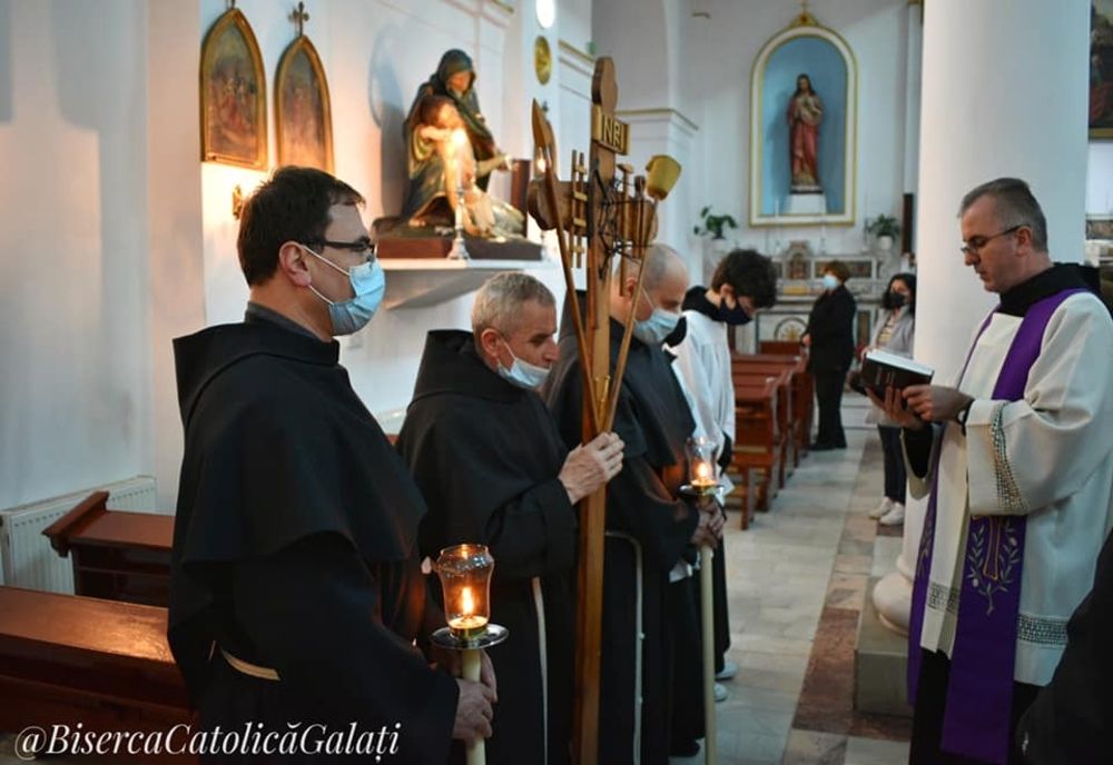 Paștele romano-catolic, programul liturghiilor pe timp de pandemie