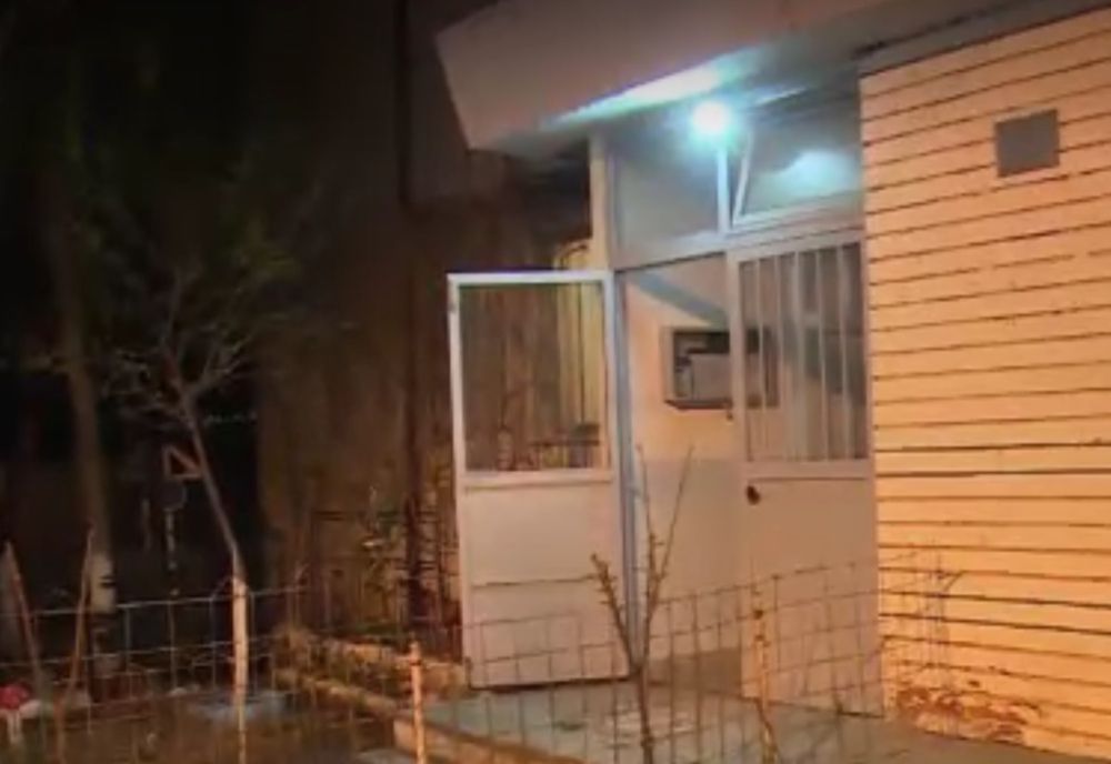 Bărbat de 54 de ani găsit mort în casă