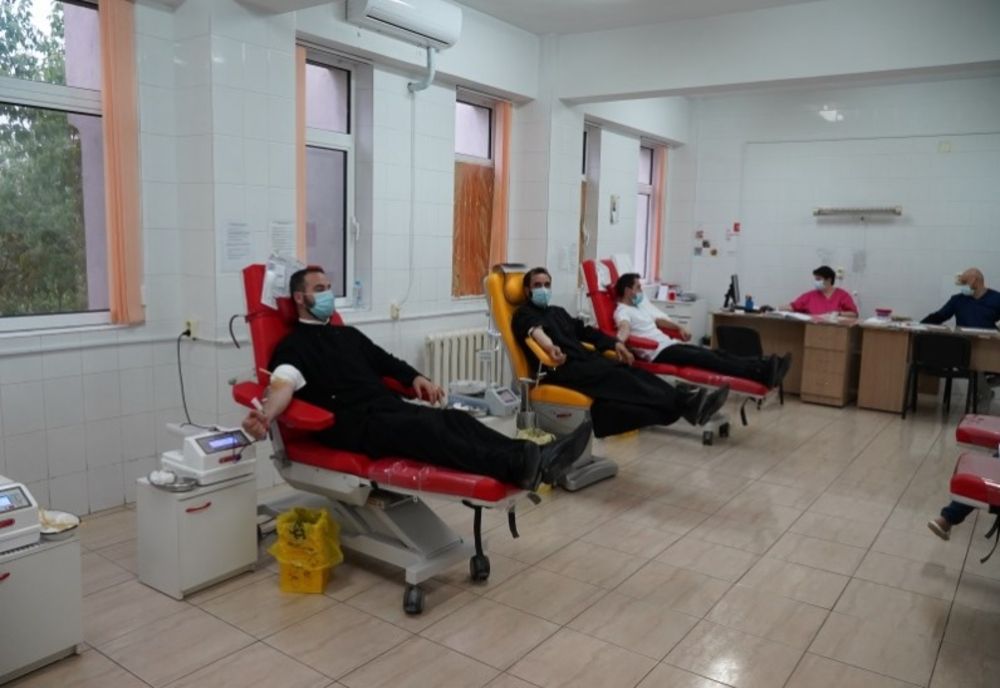 Campania de donare de sânge continuă în Arhiepiscopia Dunării de Jos