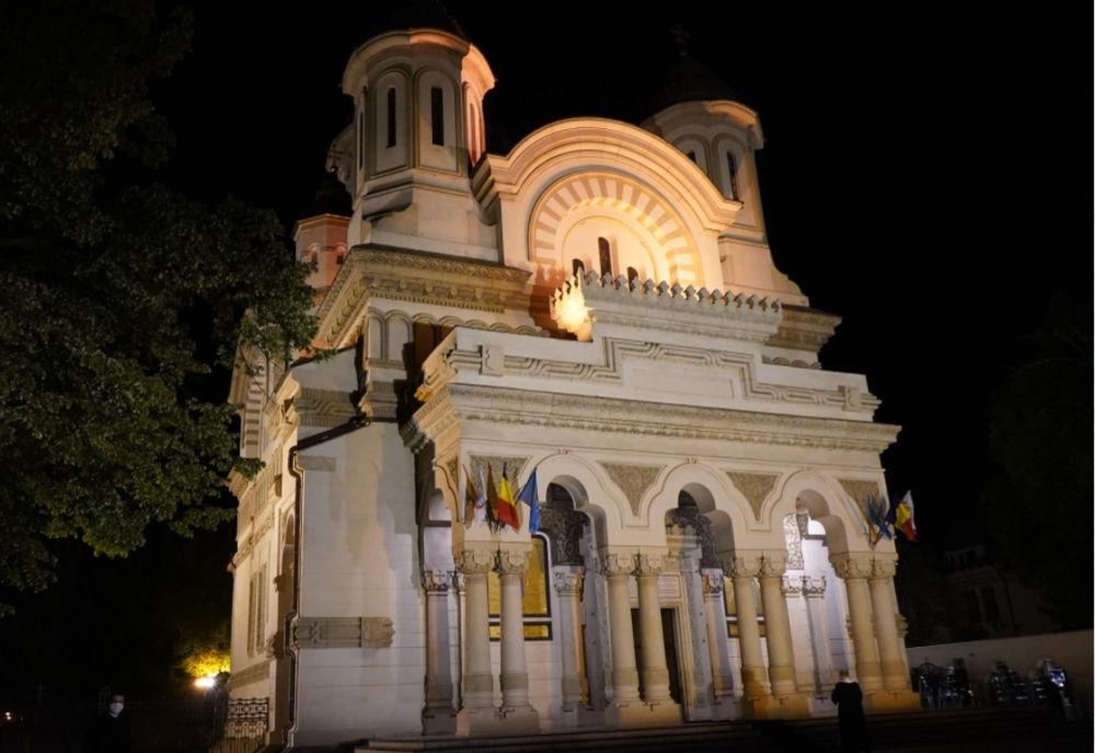 Sfânta Lumină va fi adusă de la Ierusalim în ziua de sâmbătă, 1 mai 2021, spre seară