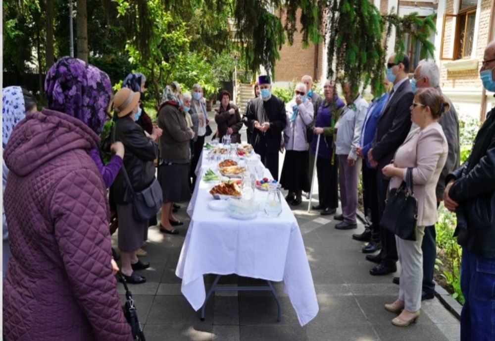 Daruri pentru persoanele cu deficienţă de vedere în Arhiepiscopia Dunării de Jos