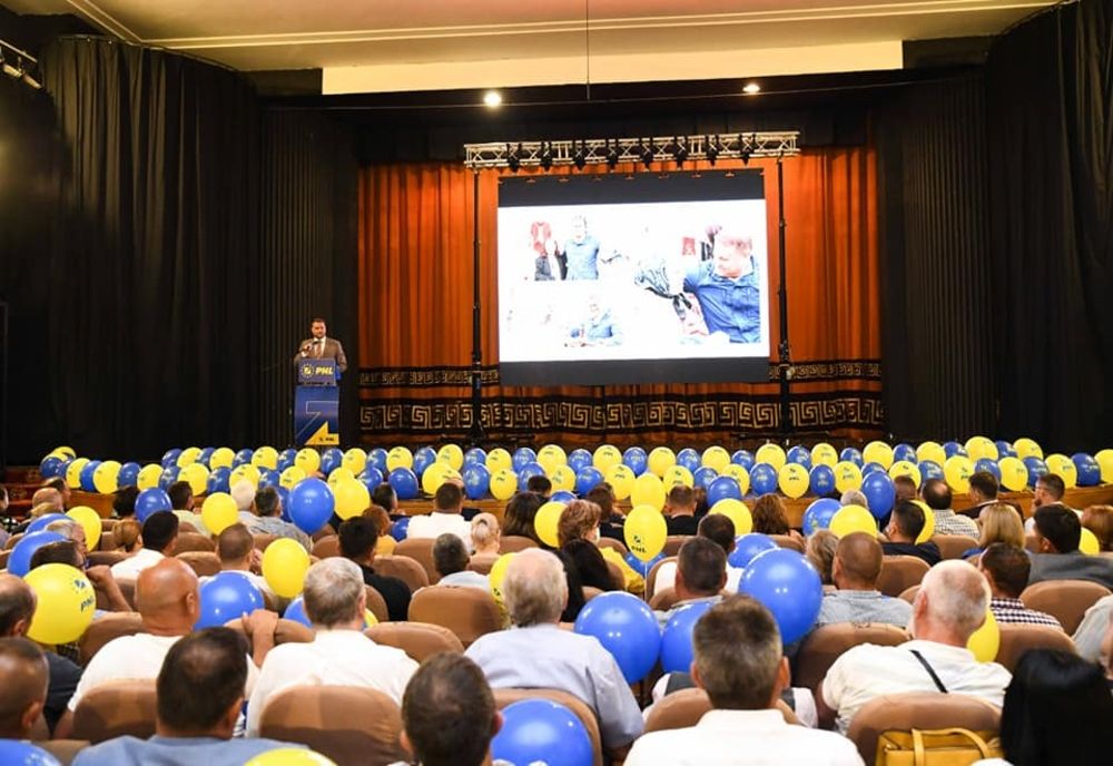 Deputatul George Stângă rămâne la șefia PNL Galați