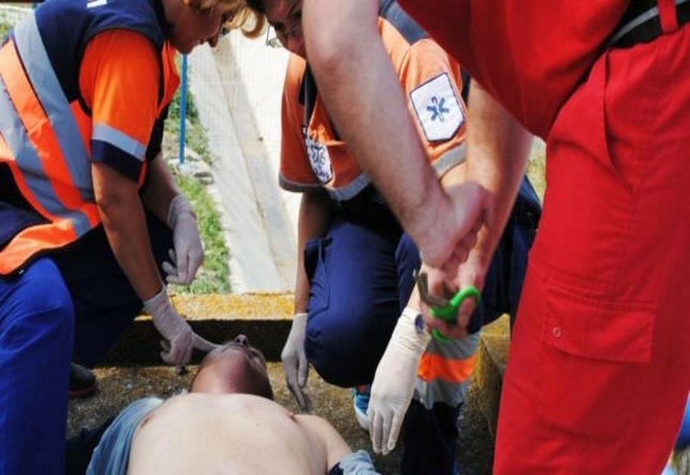 S-a electrocutat la furat de fier vechi