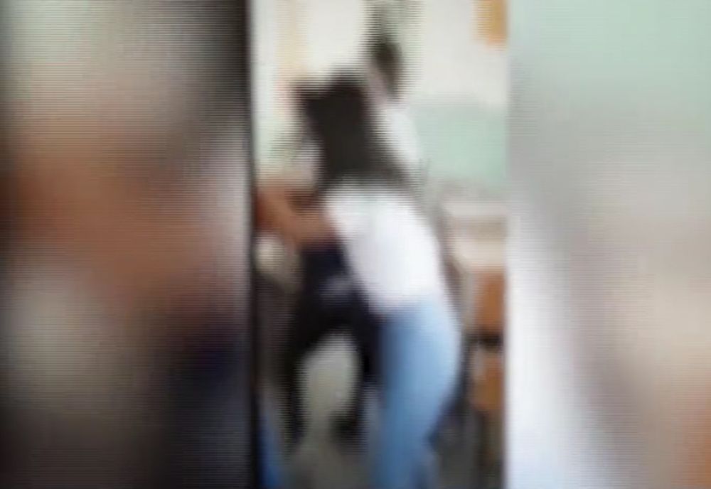 Video: Bătaie între elevi la Colegiul Național de Agricultură și Economie din Tecuci