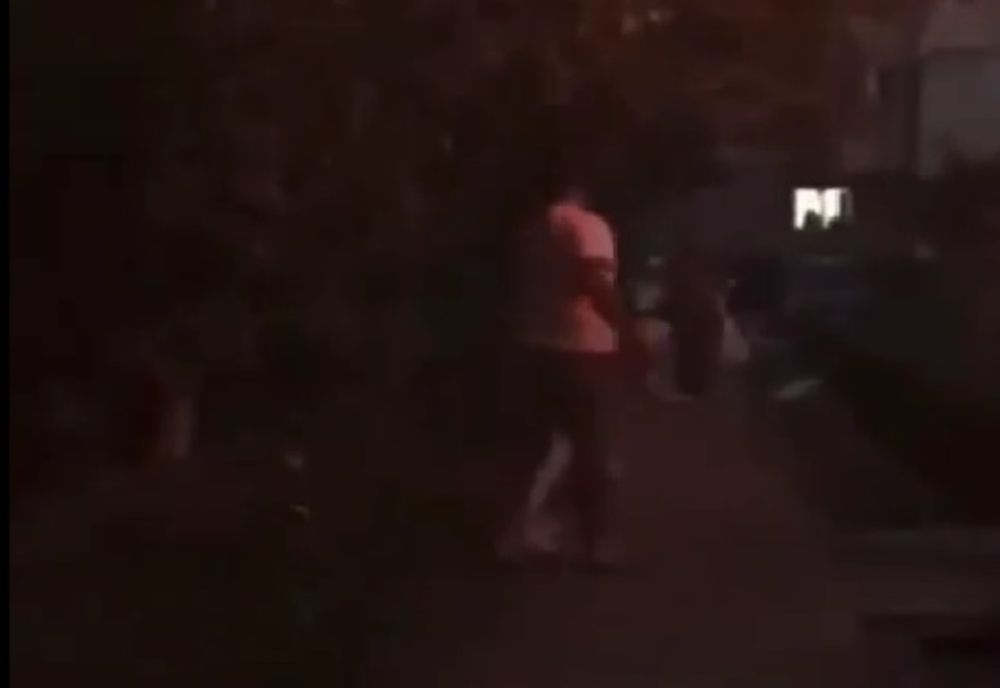 Violență asupra unor adolescenți în fața unui bloc din Zona Industrială a municipiului Tecuci