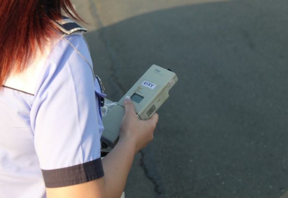 Depistat la volan cu o alcoolemie de 0,68 mg/l în aerul expirat