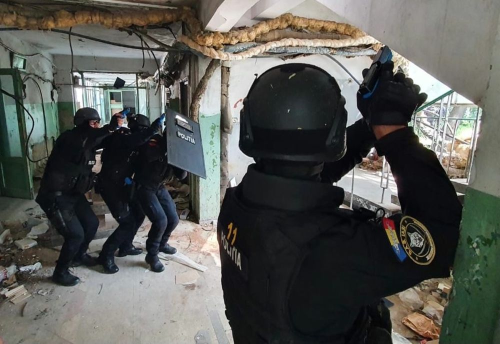 VIDEO Stagiu de pregătire destinat luptătorilor S.A.S