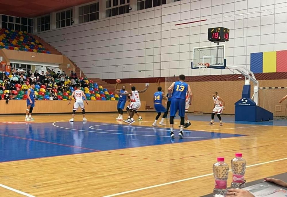 Baschetbaliștii de la CSM au pierdut în over-time în prima partidă din campionat