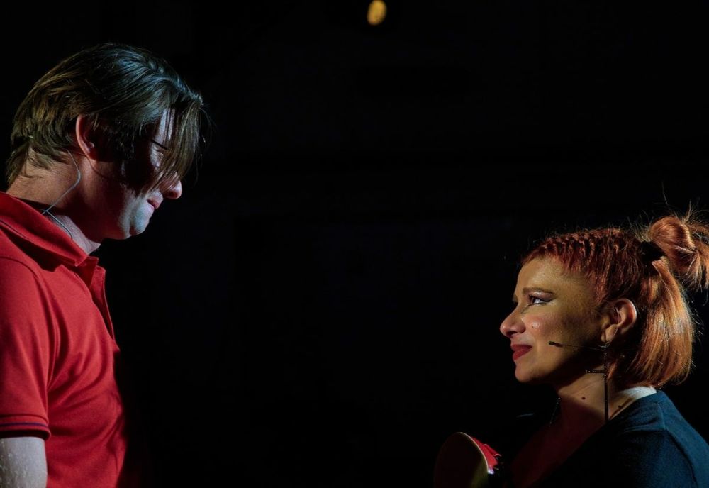 Două comedii în weekend la Teatrul Fani Tardini din Galați