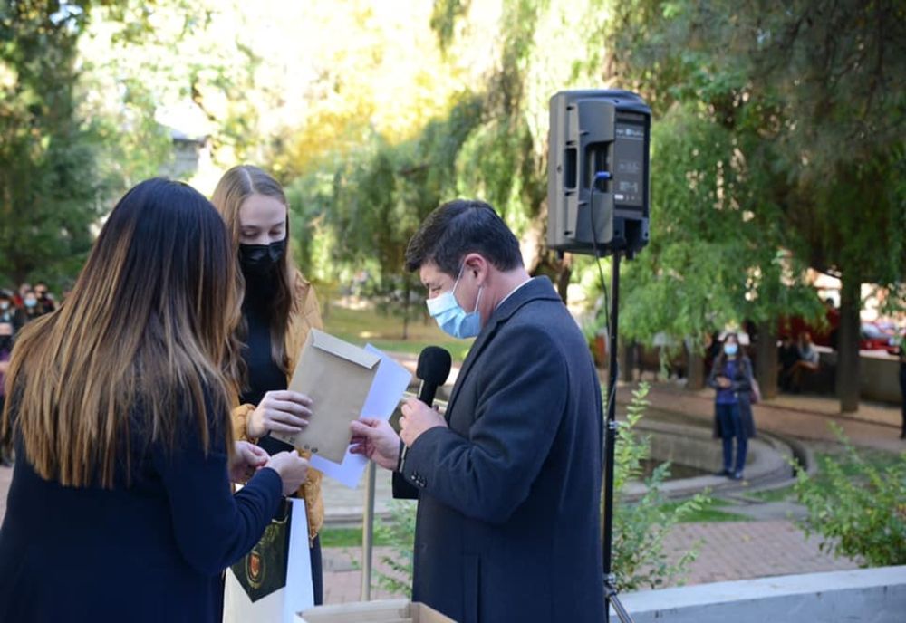 Premii pentru cei mai buni elevi de la școlile din mediul rural