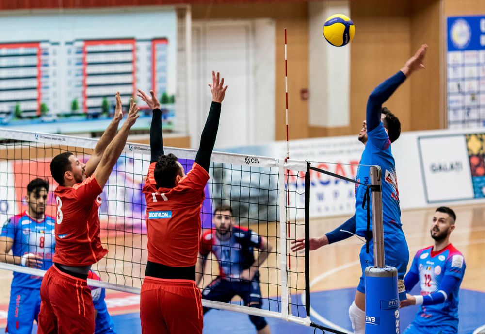 CSM Arcada Galați a încheiat anul 2021 pe primul loc în Divizia A1 la volei masculin
