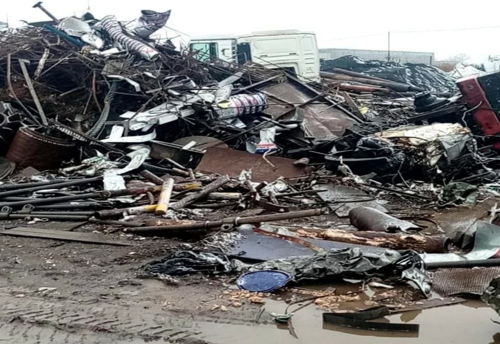 Control al Gărzii de Mediu la un operator economic de pe raza municipiului Galaţi care desfăşoară activităţi de colectare a deşeurilor nepericuloase