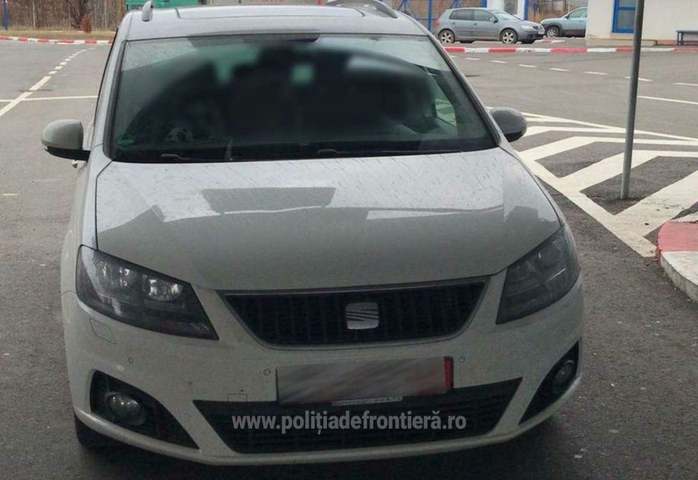Autoturism cu autorizație de circulație provizorie expirată, descoperit la controlul de frontieră