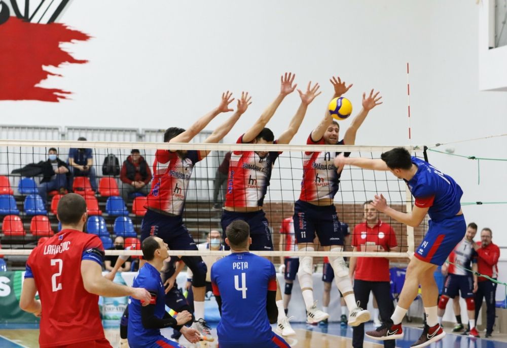 Arcada Galați și-a consolidat poziția de lider în Divizia A1 la volei masculin