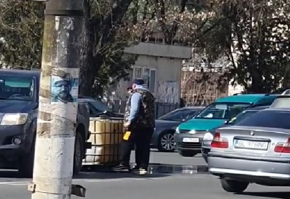 Pericol de explozie la Tecuci, după ce un șofer și-a pierdut recipientul cu combustibil pe drum