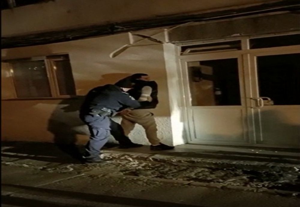 VIDEO: Intervenția rapidă a jandarmilor a salvat viața unor tineri amenințați cu maceta