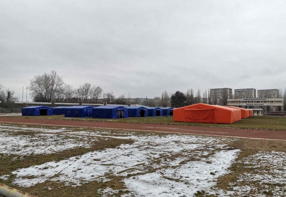 O tabără pentru refugiați a fost ridicată pe stadionul Dunărea din Galați