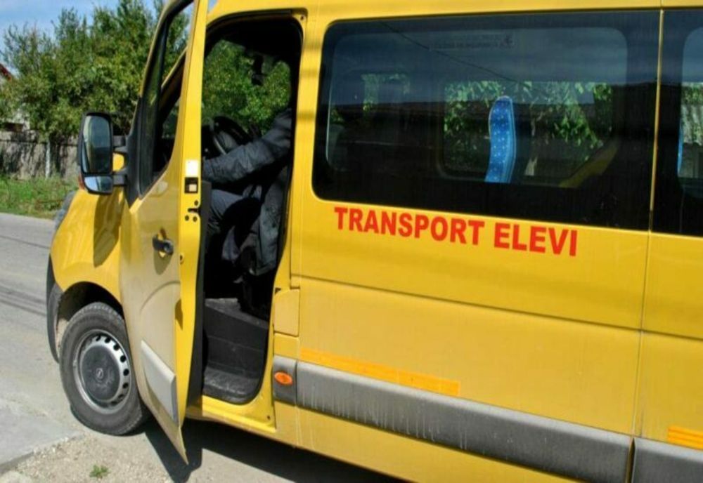 Șoferul de pe autobuzul de transport elevi din Vârlezi acuzat de agresiune sexuală