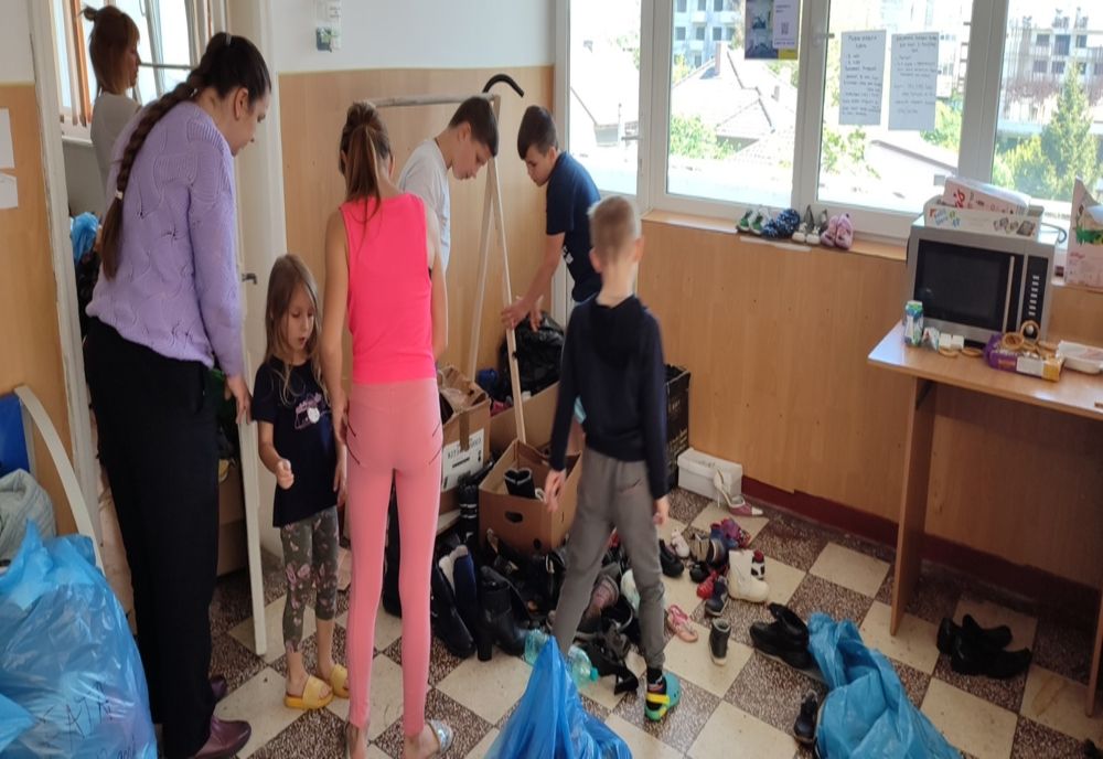 Aproape 30.000 de elevi, profesori și studenți au pus umărul pentru o natură mai curată în programul Eco Provocarea