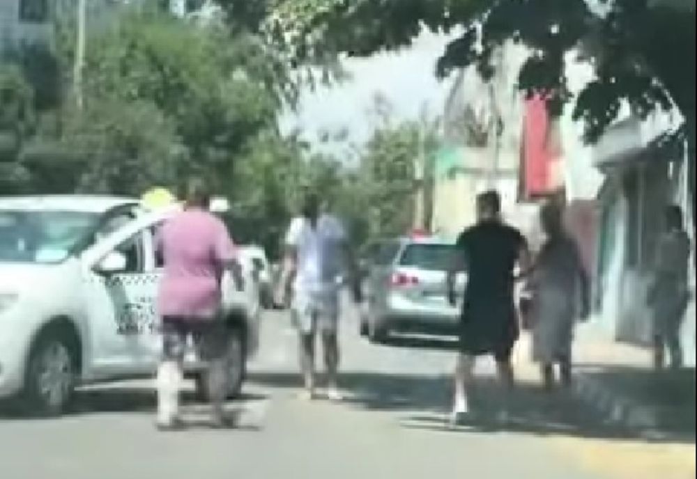 Bătaie în trafic pe strada Iasomiei din municipiul Galați