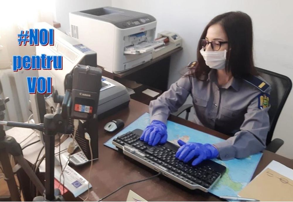 Poliţiştii de imigrări au emis cetăţenilor străini şi europeni 1.928 documente privind şederea sau rezidenţa pe teritoriul României 