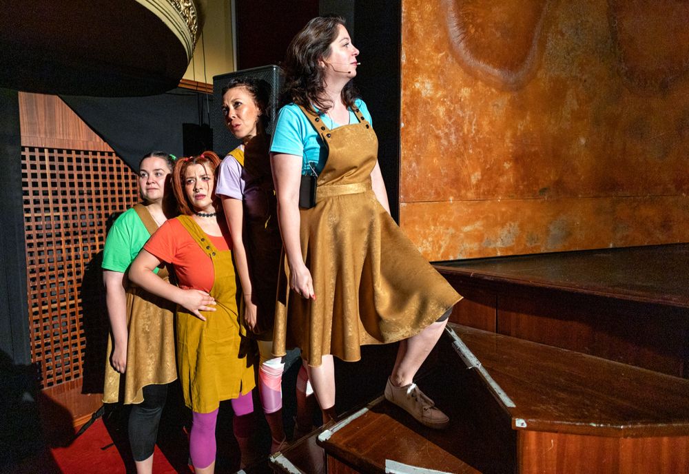 VRABIA, un spectacol despre copilărie inspirat de orașul Galați