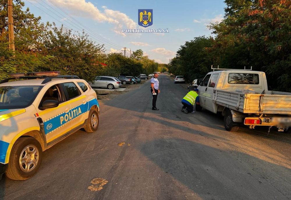 Video: Acțiuni ale polițiștilor și reprezentanților RAR pentru combaterea evenimentelor rutiere din cauza defecțiunilor tehnice ale autovehiculelor