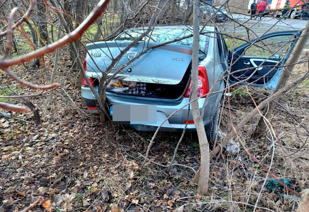Un gălățean băut a provocat un accident pe drumul din spatele stațiunii Lacu Sărat. Un buzoian a fost rănit și transportat la spital