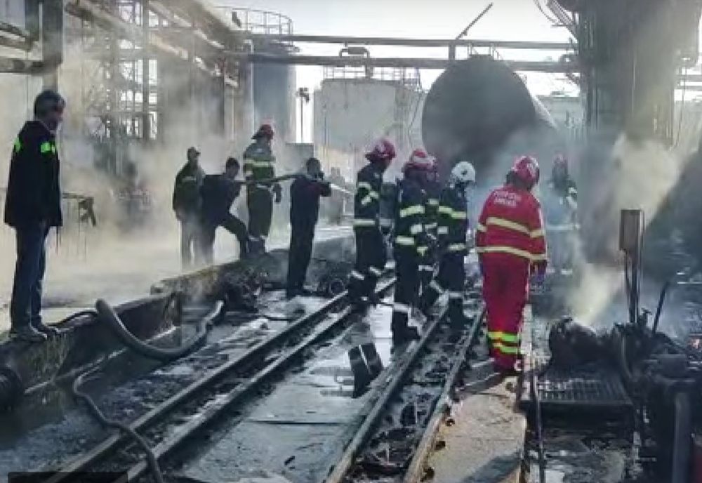 Incendiu la un vagon cu păcură, în zona Port Bazinul Nou