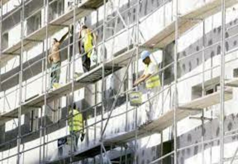 Noi contracte semnate pentru renovarea și eficientizarea energetică a clădirilor