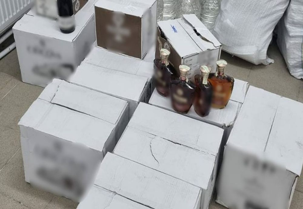 Băuturi alcoolice confiscate la controlul de frontieră din Vama Oancea