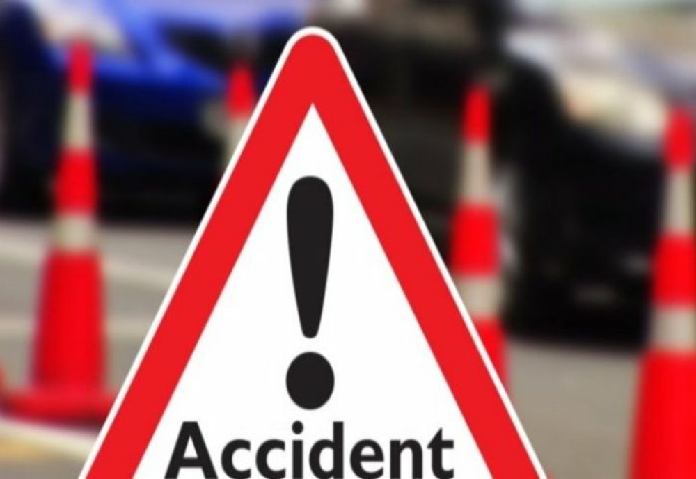 Bărbat accidentat pe DJ242, în interiorul comunei Foltești, în timp ce traversa prin loc nepermis