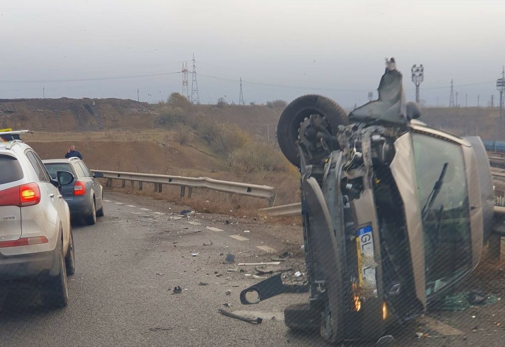 S-a răsturnat cu mașina într-o curbă la ieșire din Movileni spre Galați