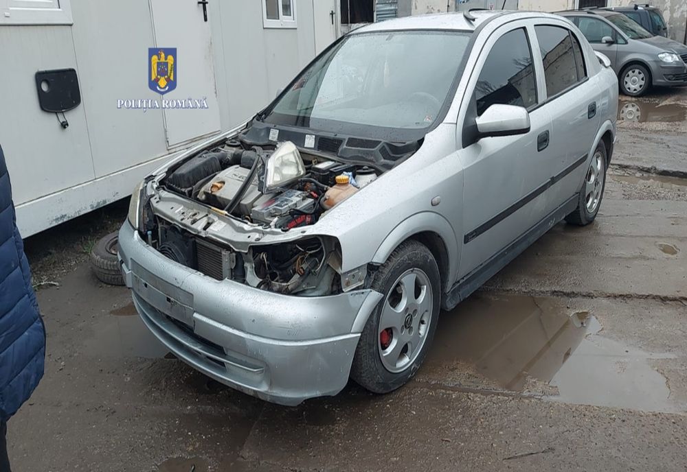 Foto: A accidentat un pieton pe strada Marea Unire, în zona Grădinii Botanice, din municipiul Galați, și a părăsit locul accidentului