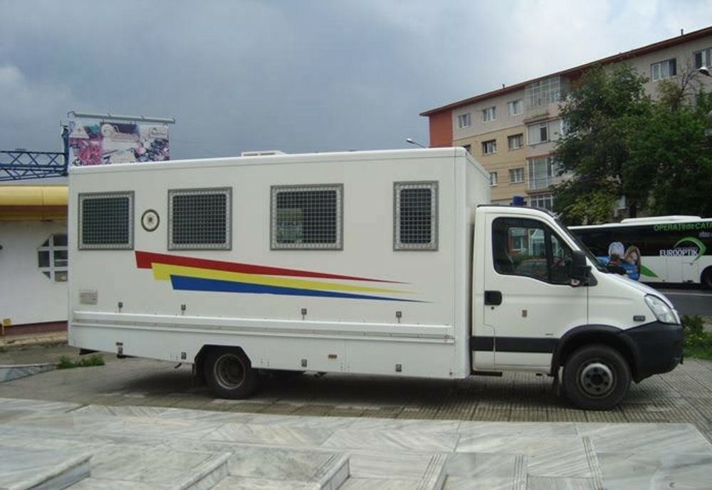 Bănuiți de comiterea mai multor furturi depistați de polițiștii gălățeni