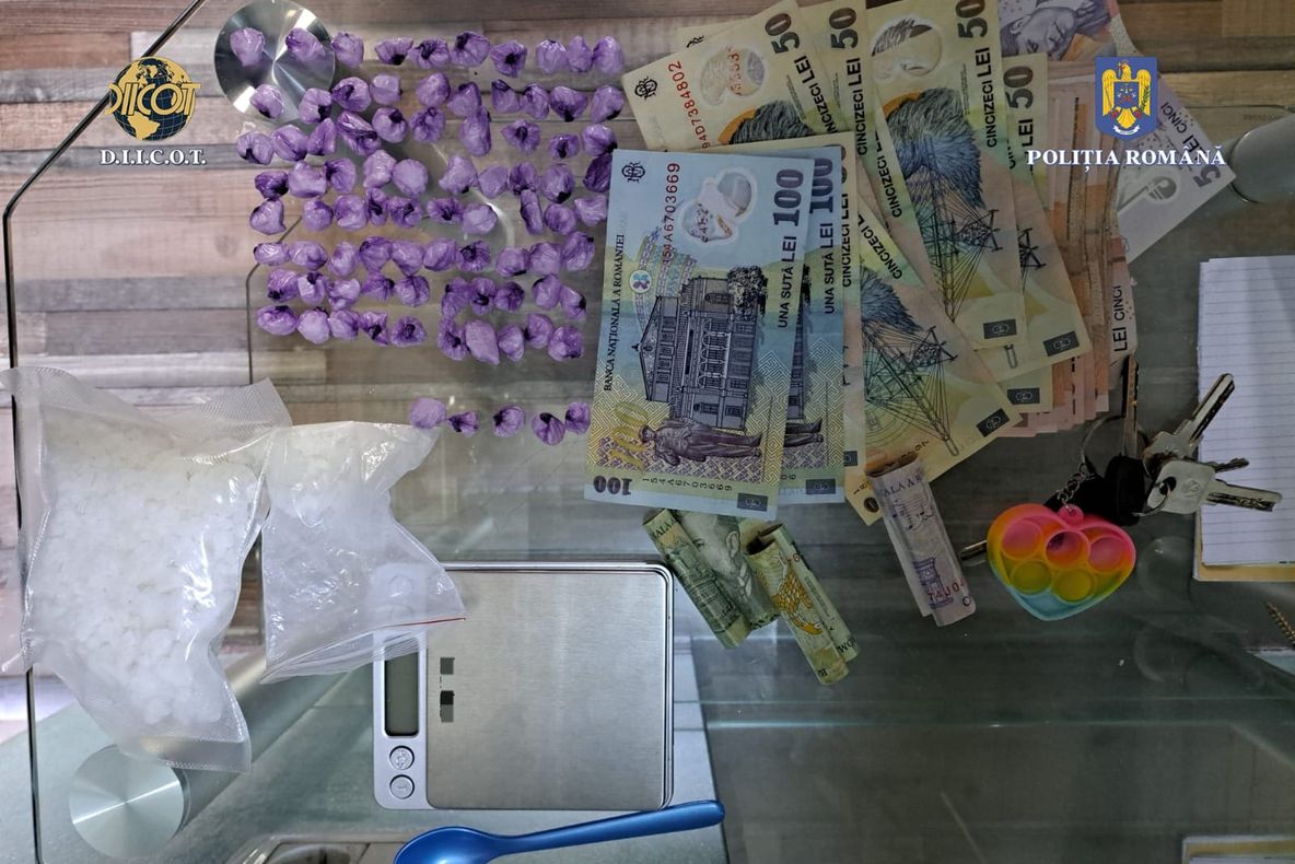 Gălățean arestat preventiv pentru efectuarea de operațiuni cu substanțe psihoactive