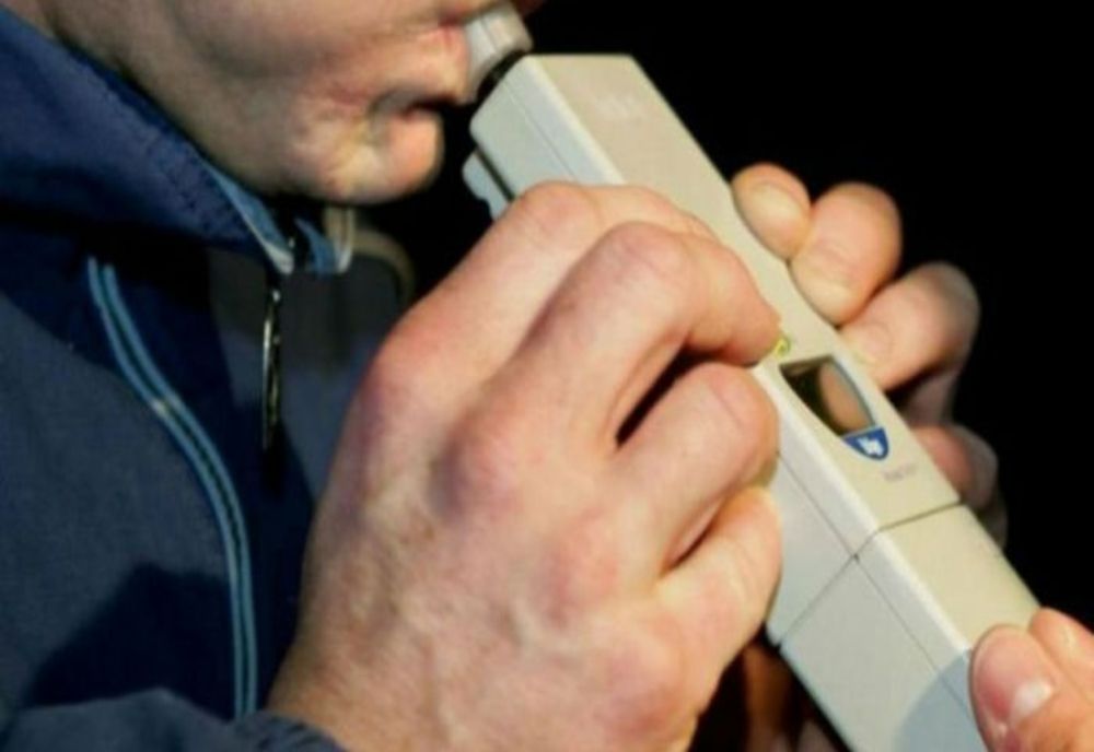 Rupt de beat a lovit de două ori cu autoutilitara o altă utilitară